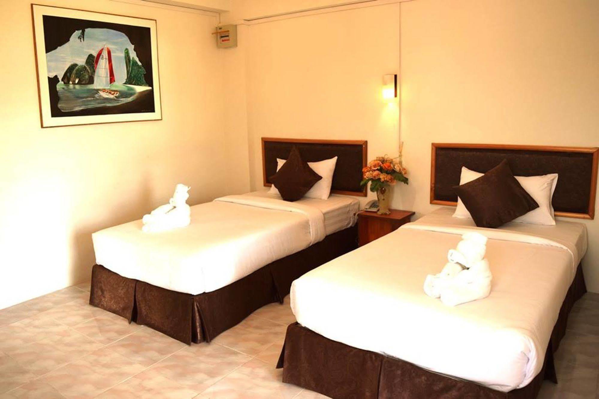 Hotel De Ratt Phuket Eksteriør bilde